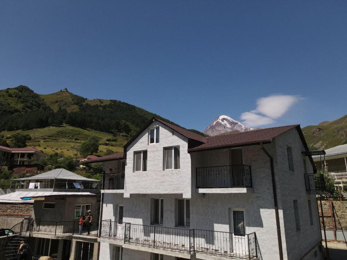 Kazbek View Hostel Kazbegi Exterior foto