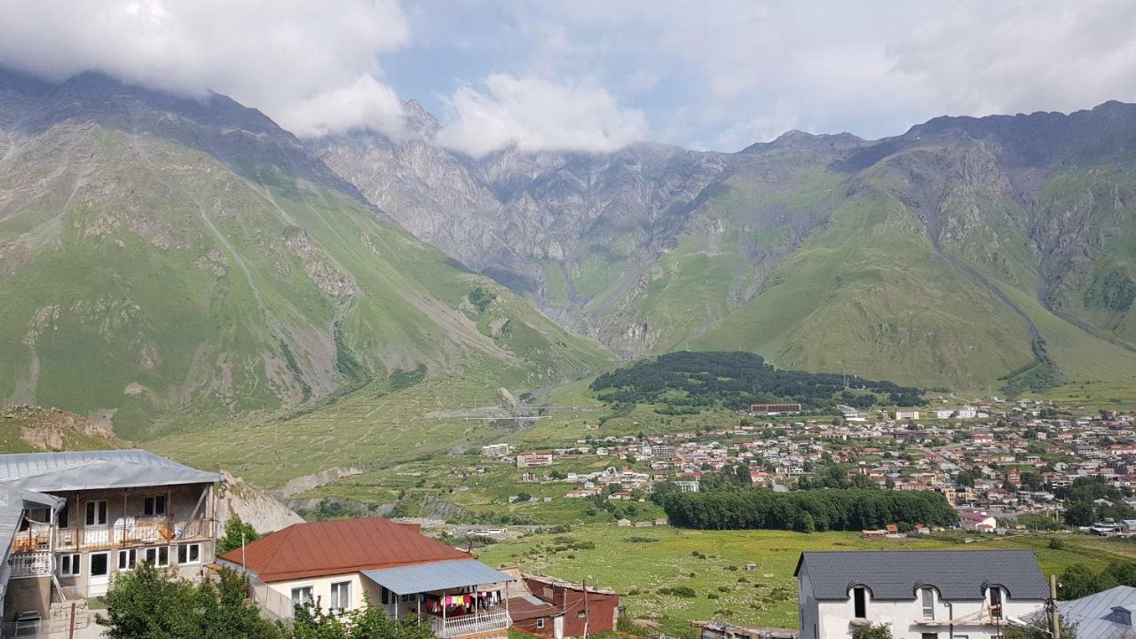 Kazbek View Hostel Kazbegi Exterior foto